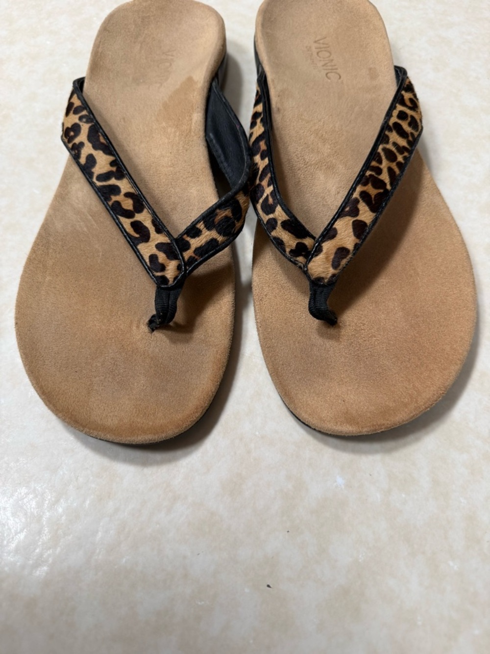 Vionic orthaheel Selena Leopard Calf Hair Sandal flip flop 10 - Picture 2 of 7